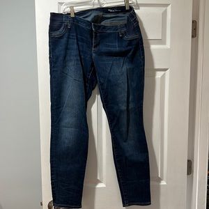 Gap maternity true skinny jeans